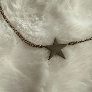 Vintage Avon Silver-Tone “Sunny Star” Motif Choker Necklace – 16”